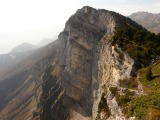 la falaise du Grand Manti, y parait que certaines prennent plaisir à y grimper...