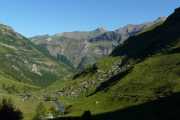 au dessus de la vallée de Prapic, on voit le Col des Pisses franchi hier